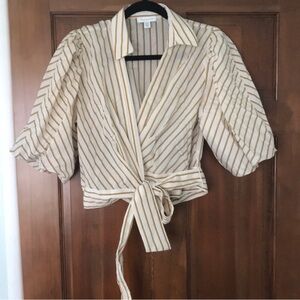Topshop Wrap Puff Sleeve Top Blouse - size 10 - NWT. B5